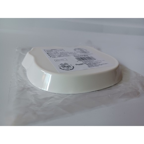 NEW Sanrio Hello Kitty 40th Anniversary and Bad Badtz-Maru Plate Rare Plate Dish - Picture 8 of 10